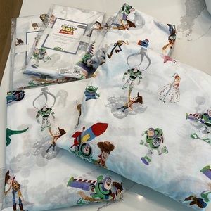 LIKE NEW Pottery Barn Kids Toy Story Sheet Set (Full/Queen)